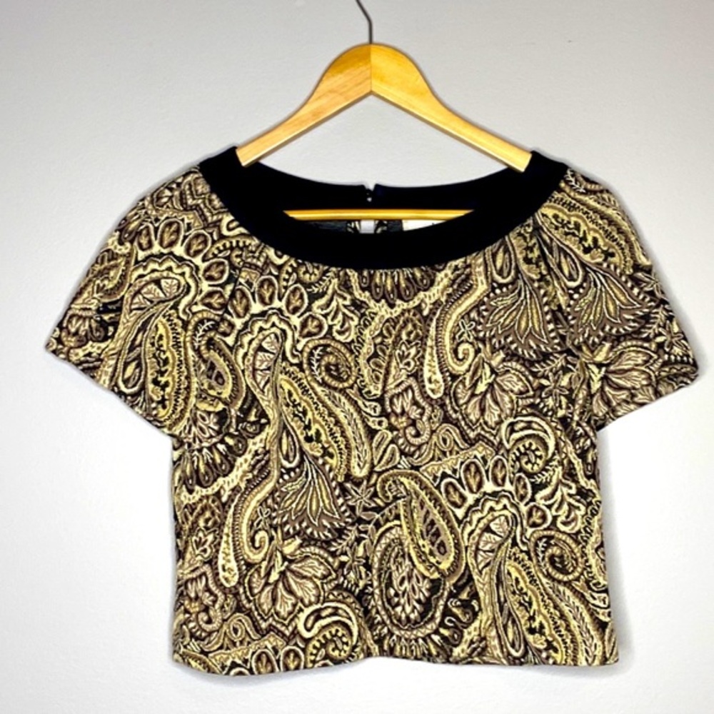 ECI NEW YORK‎ Black & Gold Brocade Crop Top